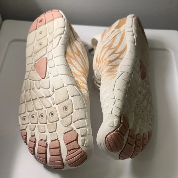 HIKE Rose Gold Barefoot Shoes Size 36 - Picture 3 of 4